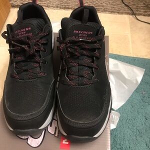 Skechers women shoes size 7.5